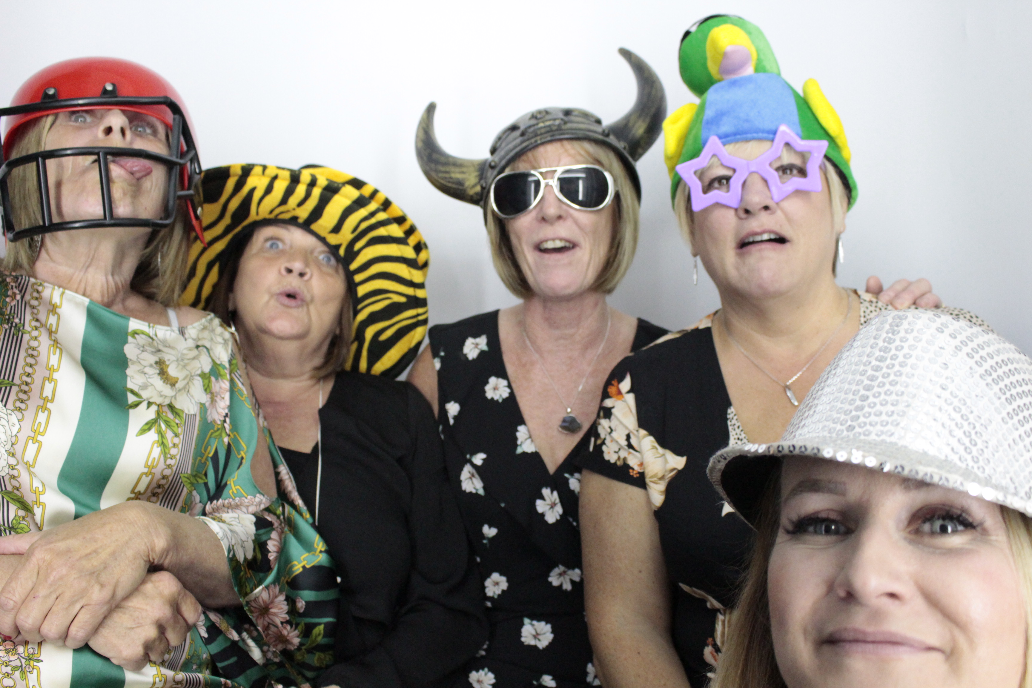 Mandy's 60th  Birthday Party | View more photos from the event at gallery.myphotoboothexperience.co.uk/u/MyPhotoBoothExperienceLtd/Mandys-60th-Birthday-Party